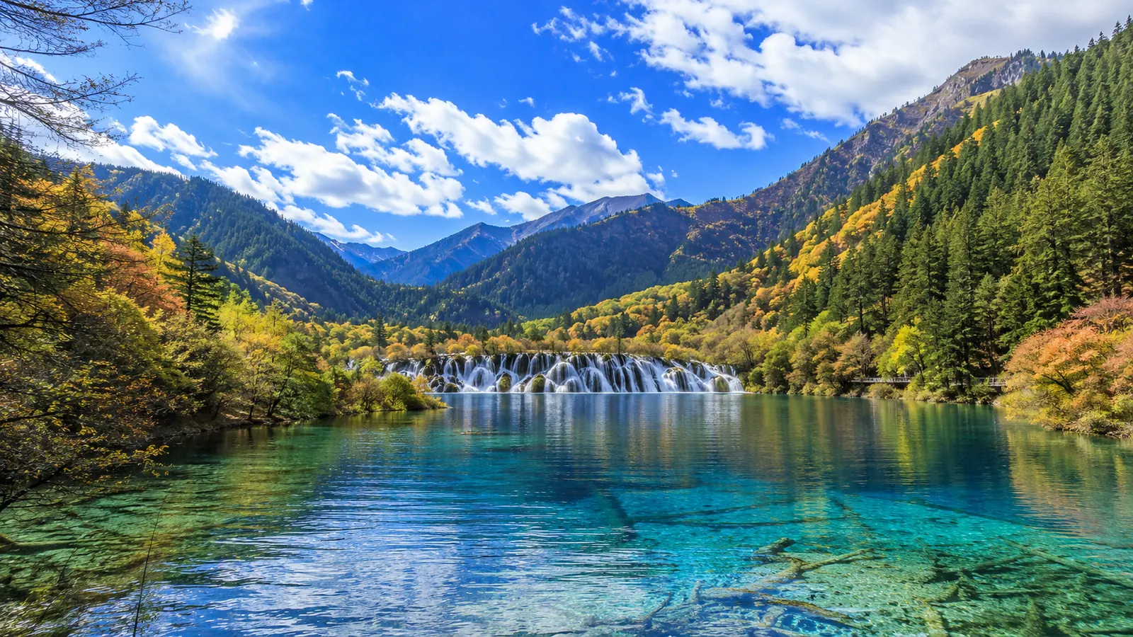 Lakes, forests, and mountain scenery in Jiuzhaigou
